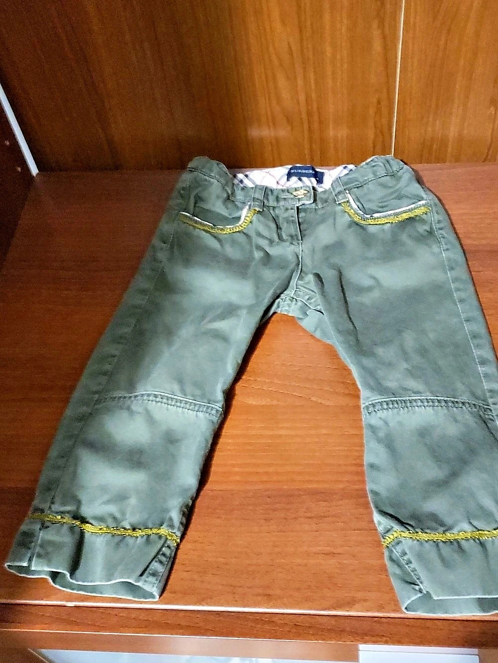 Burberry Kids Green Cotton Casual Cropped Pants